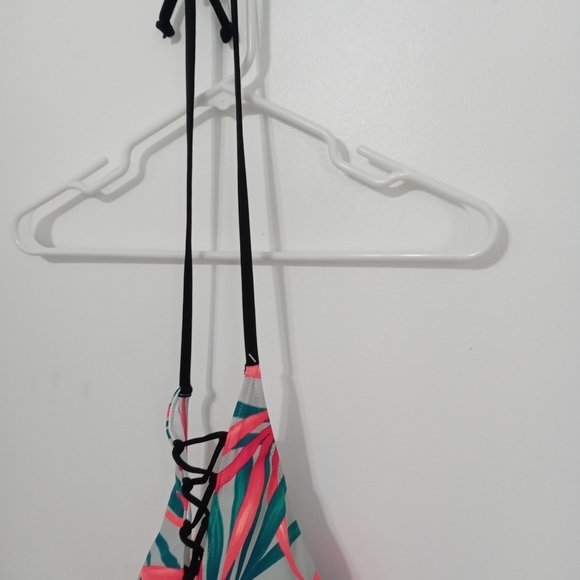 Pink by Victoria's Secret Tropical Bikini Top Lace up Middle - Picture 3 of 4